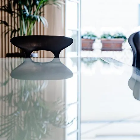 La Finestra Sul Duomo - The House Of Travelers Appartement *