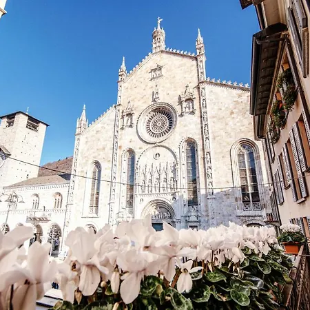 La Finestra Sul Duomo - The House Of Travelers