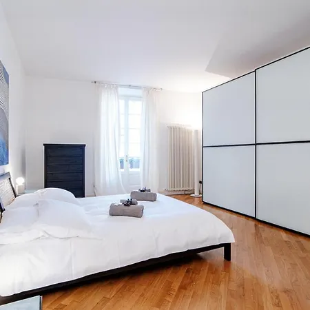 Apartment La Finestra Sul Duomo - The House Of Travelers *